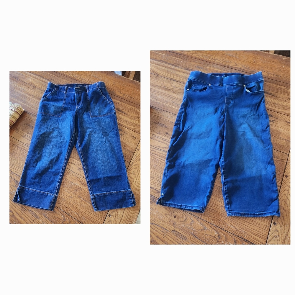 Lot of 2 jean capris Gloria Vanderbilt size 8
